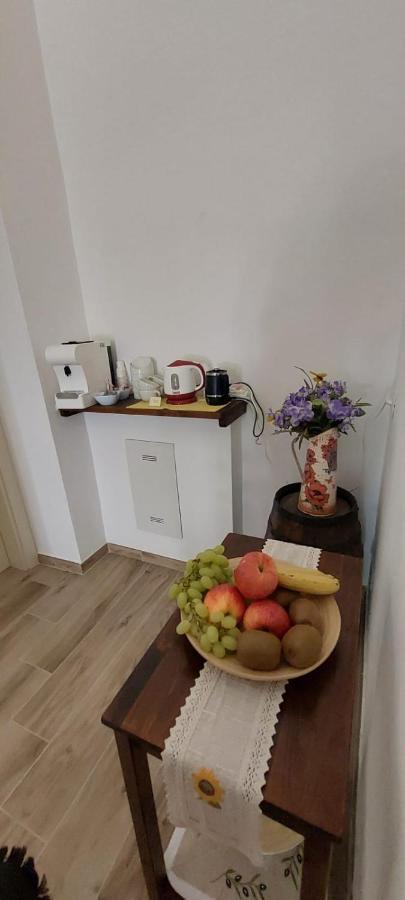 B & B Giu & Dany Bruscoli Bagian luar foto
