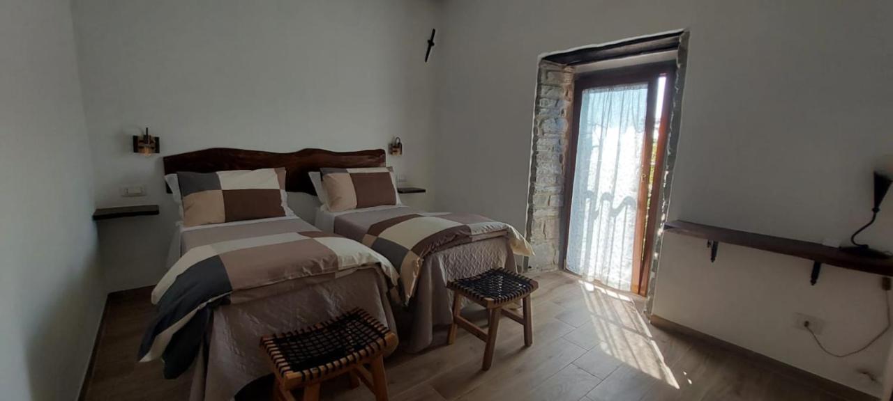 B & B Giu & Dany Bruscoli Bagian luar foto