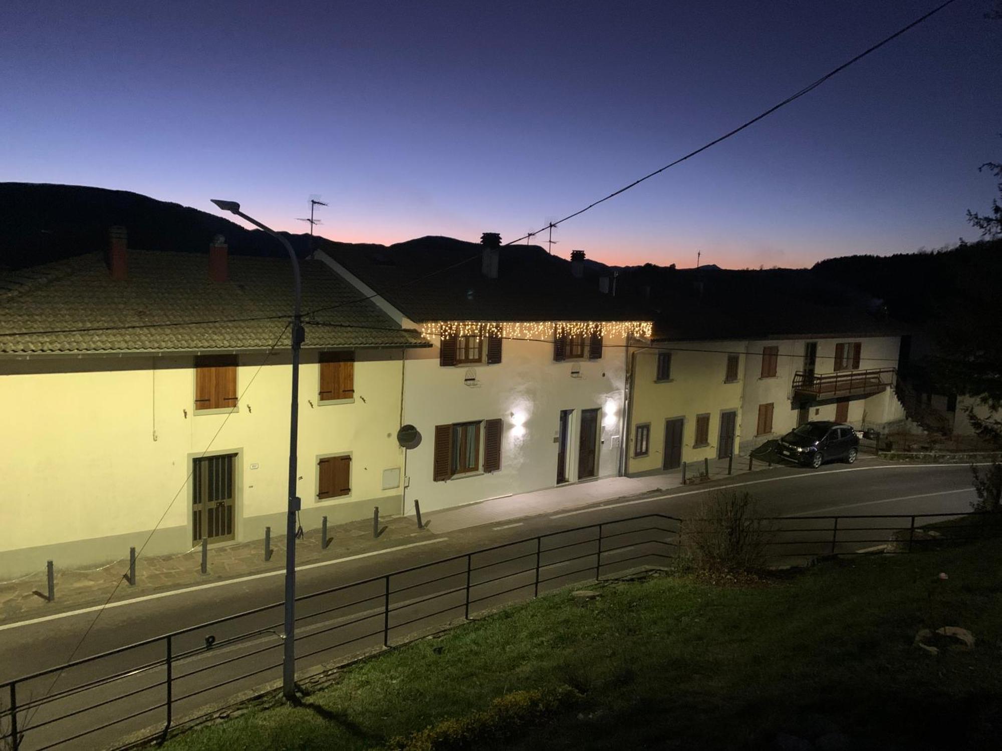 B & B Giu & Dany Bruscoli Bagian luar foto