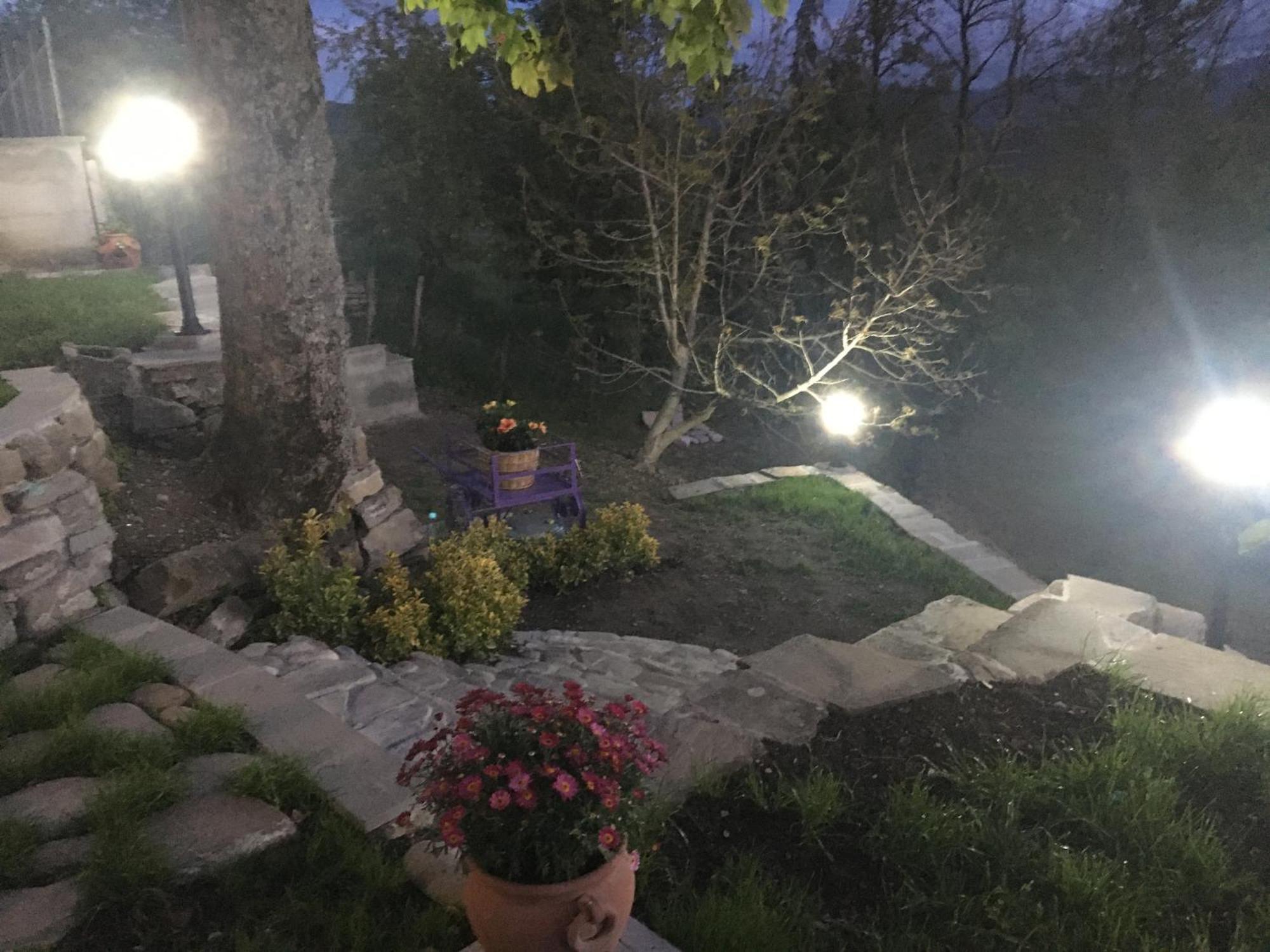 B & B Giu & Dany Bruscoli Bagian luar foto